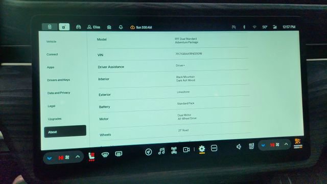 Used 2024 Rivian R1T Adventure image 41