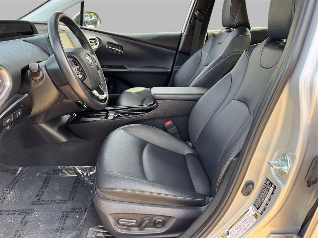 Used 2022 Toyota Prius Prime image 2