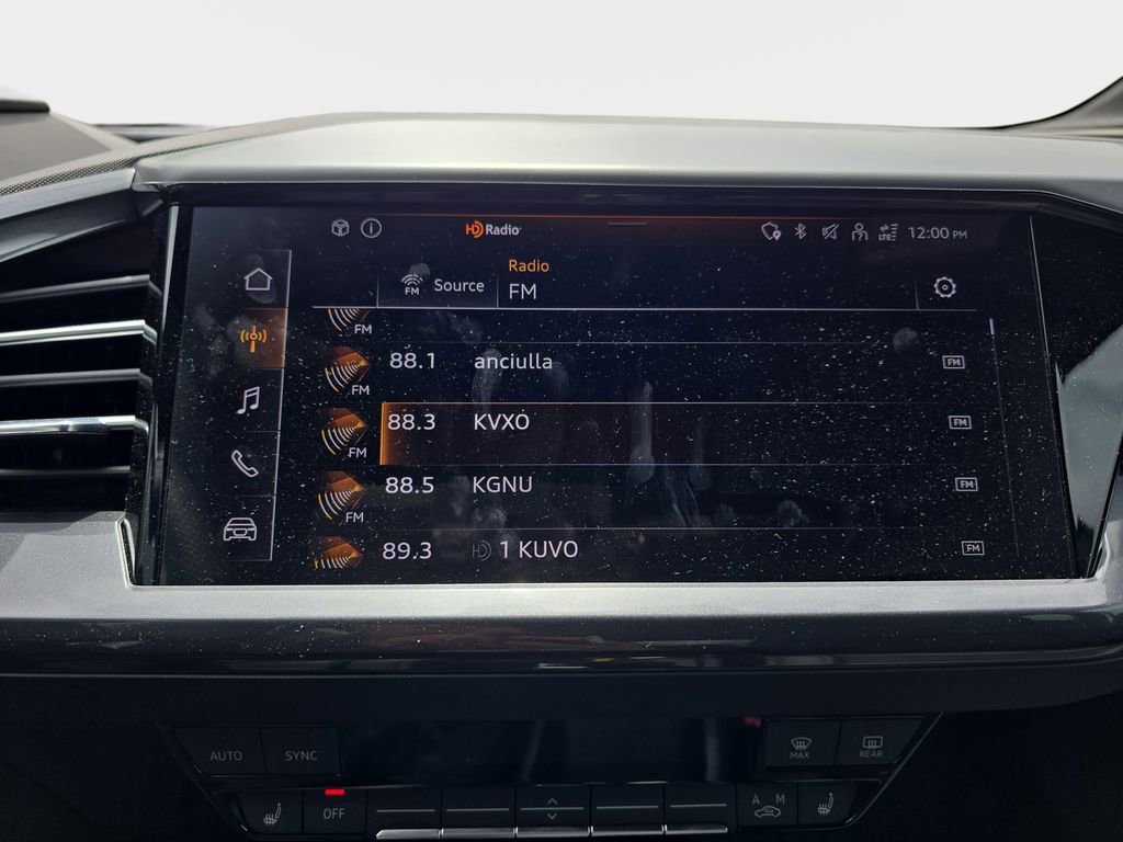 Used 2024 Audi Q4 e-tron Premium w/ Convenience Package AWD/4WD image 23