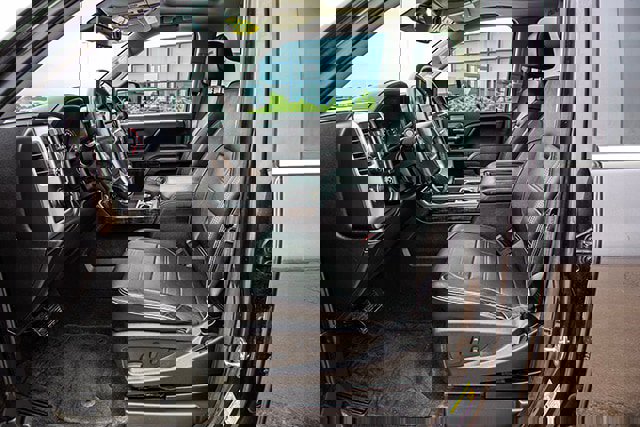 Used 2016 GMC Sierra 1500 Denali w/ Enhanced Driver Alert Package image 15