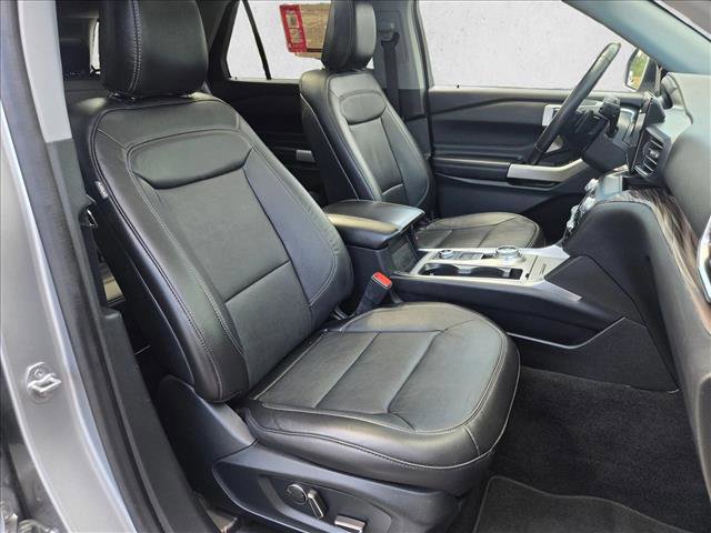 Used 2020 Ford Explorer Limited image 23