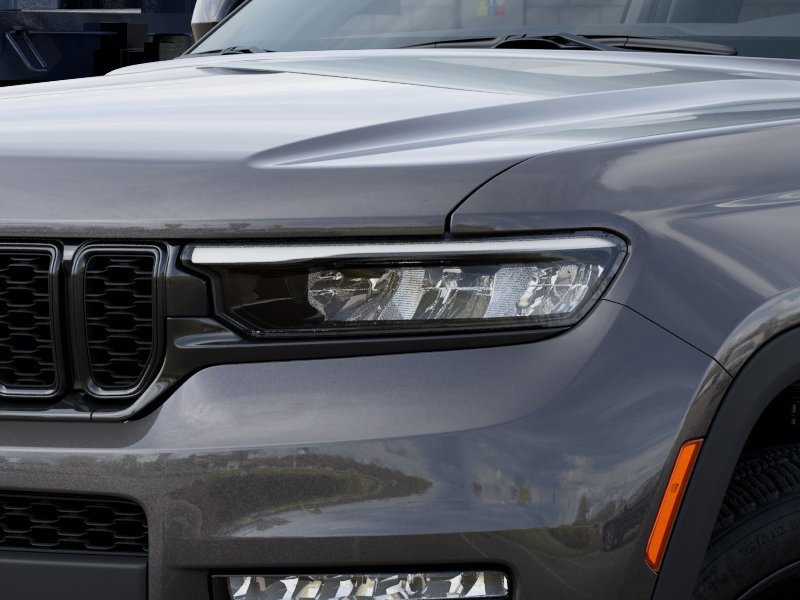 New 2025 Jeep Grand Cherokee L Limited w/ Black Appearance Package image 10