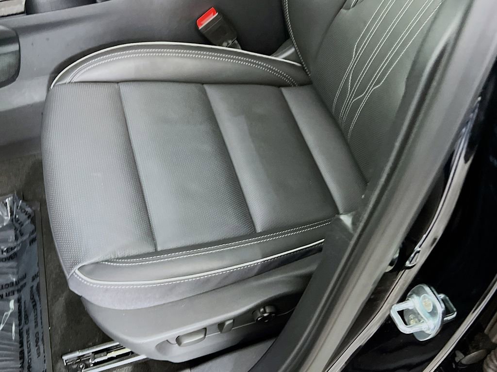 Used 2025 Buick Envision Avenir image 19