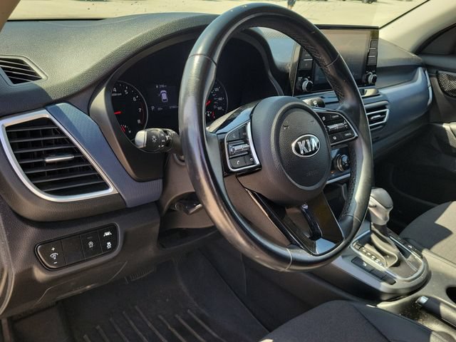 Used 2021 Kia Seltos S AWD/4WD image 15