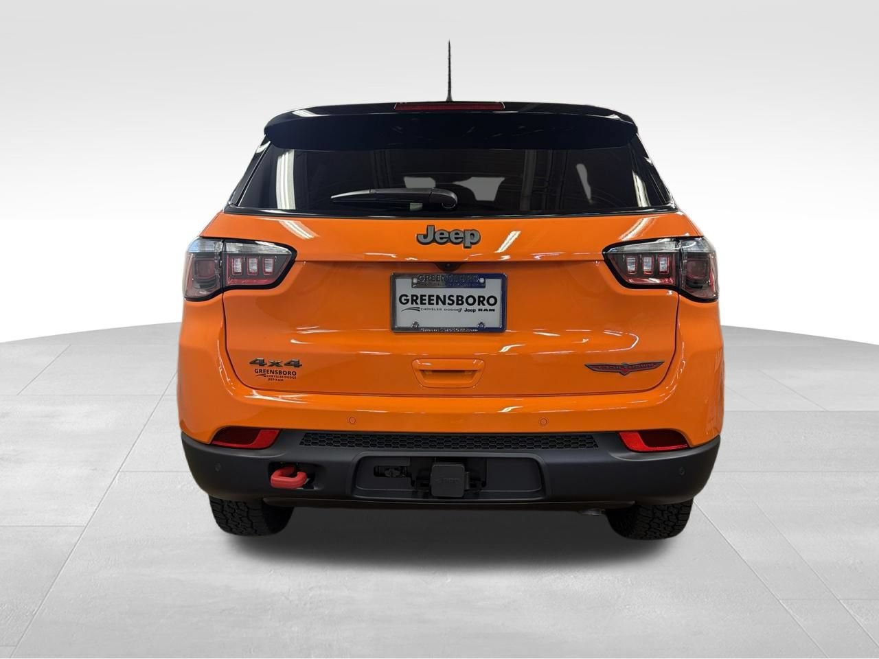 New 2026 Jeep Compass Trailhawk w/ Sun, Sound & Navigation Group AWD/4WD image 4