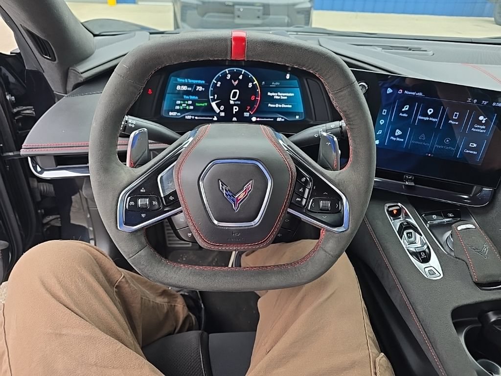 Used 2024 Chevrolet Corvette Stingray Premium Conv w/ Stealth Interior Trim Package RWD image 19
