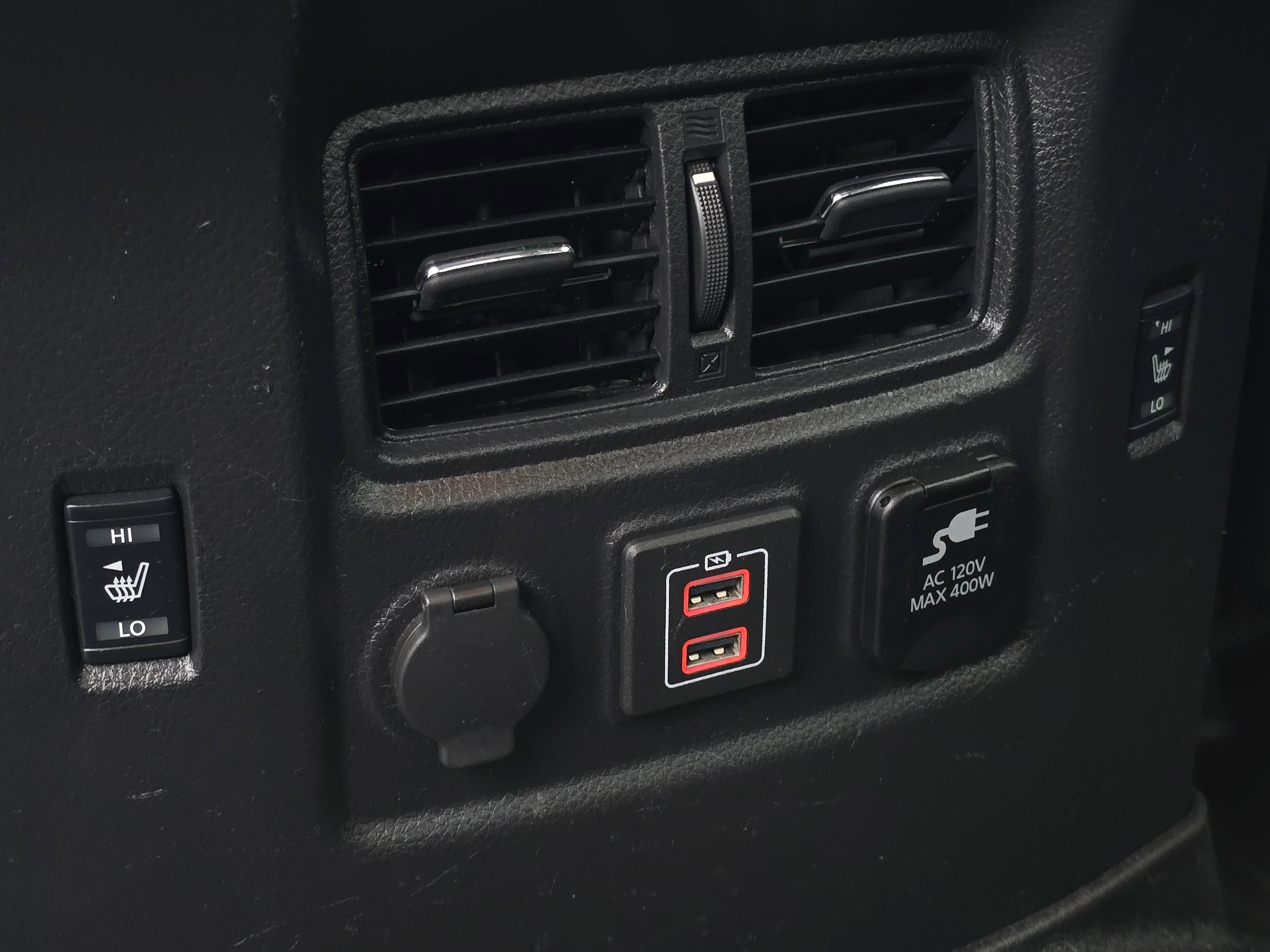 Used 2019 Nissan Titan Platinum Reserve w/ Platinum Utility Package image 31