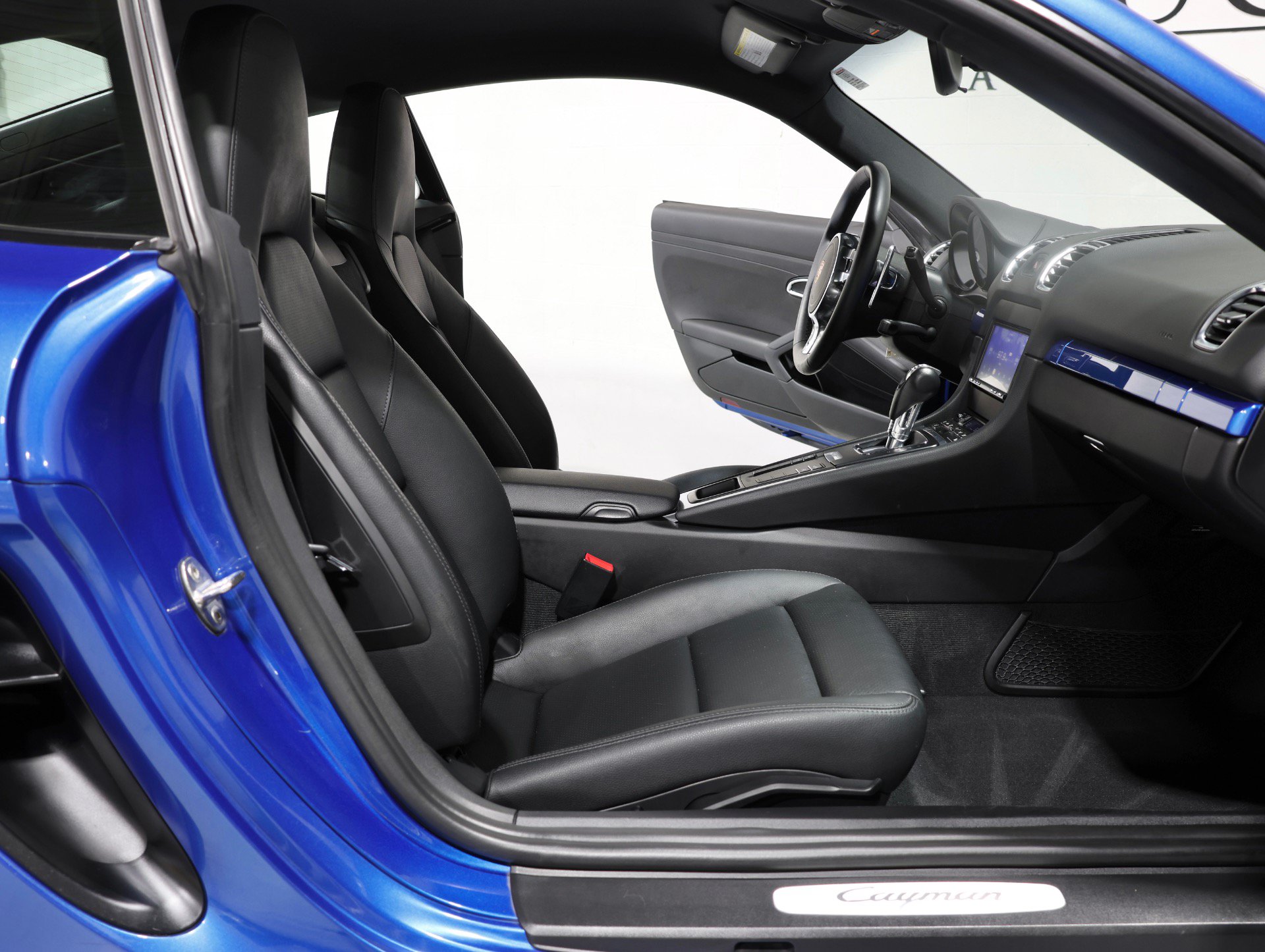 Used 2014 Porsche Cayman RWD image 53