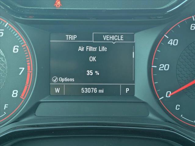 Used 2024 Chevrolet Trax RS w/ Sunroof Package FWD image 8