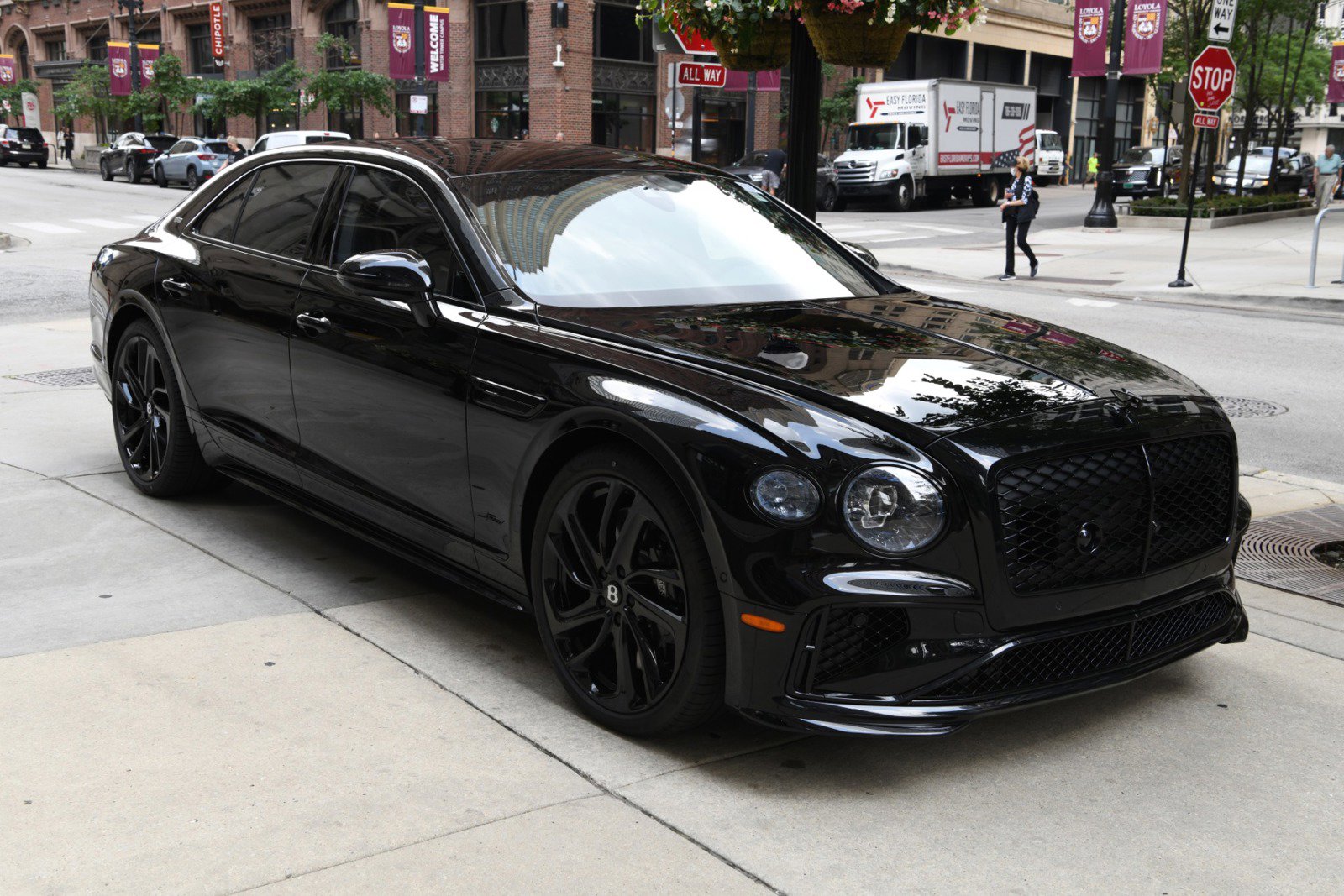 New 2025 Bentley Flying Spur Plug-In Hybrid image 3