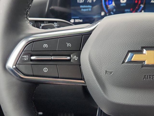 New 2027 Chevrolet Equinox LT w/ LPO, Floor Liner Package FWD image 23