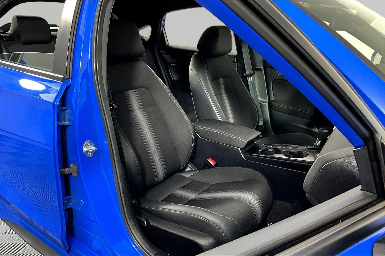 Used 2023 Honda Civic Sport image 28