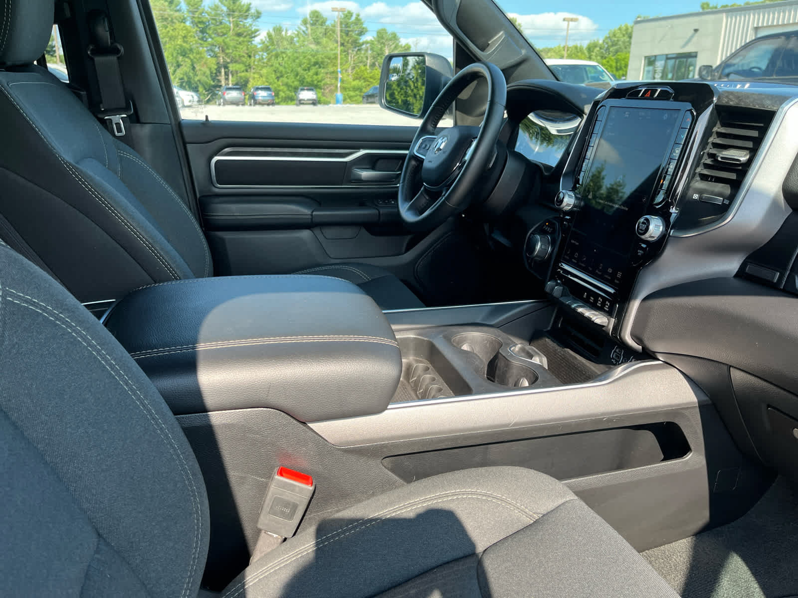 Used 2024 RAM 1500 Big Horn AWD/4WD image 35