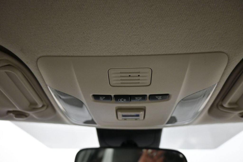 Certified 2020 Toyota Corolla LE FWD image 17