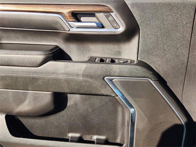 Used 2024 Chevrolet Silverado 1500 LT image 22