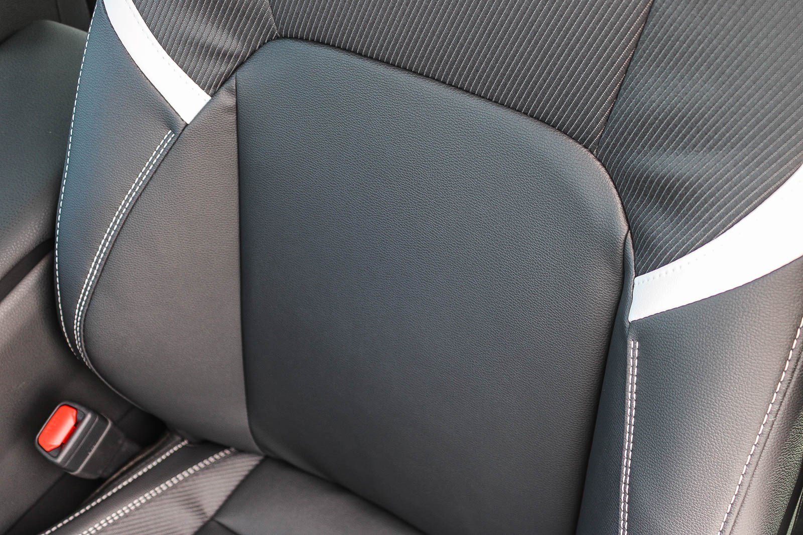 New 2026 Toyota Camry SE image 25