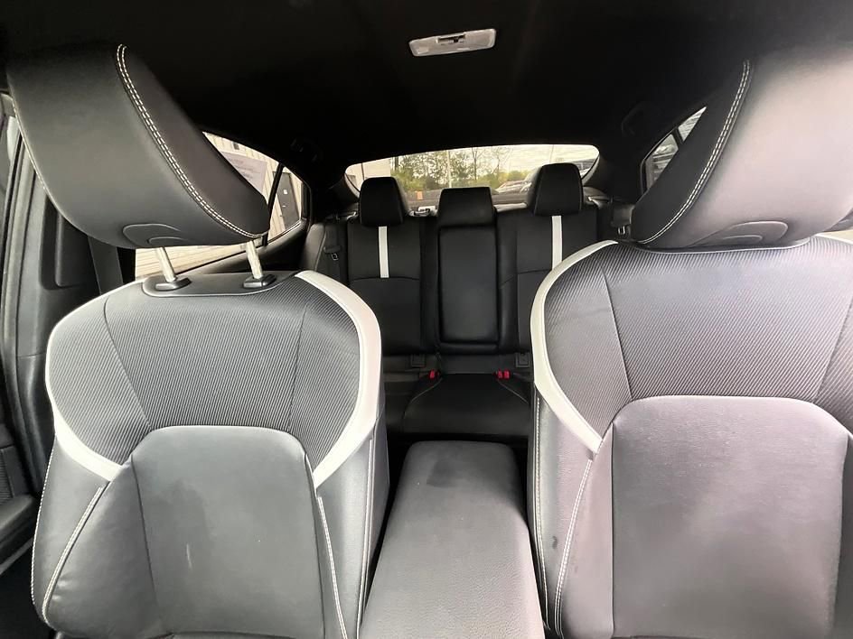 Used 2025 Toyota Camry SE w/ Convenience Package FWD image 30