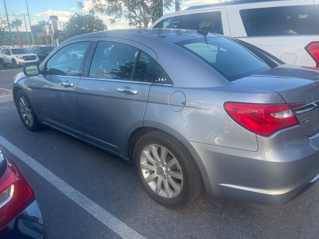 Used 2014 Chrysler 200 Touring FWD image 6