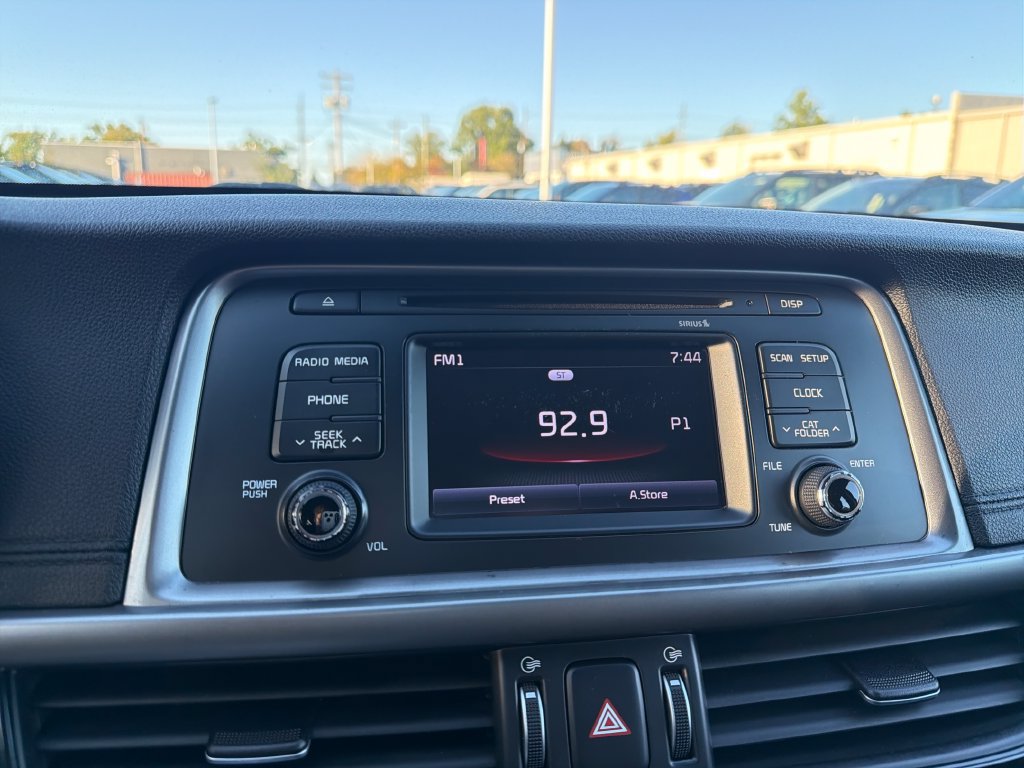 Used 2017 Kia Optima LX FWD image 13