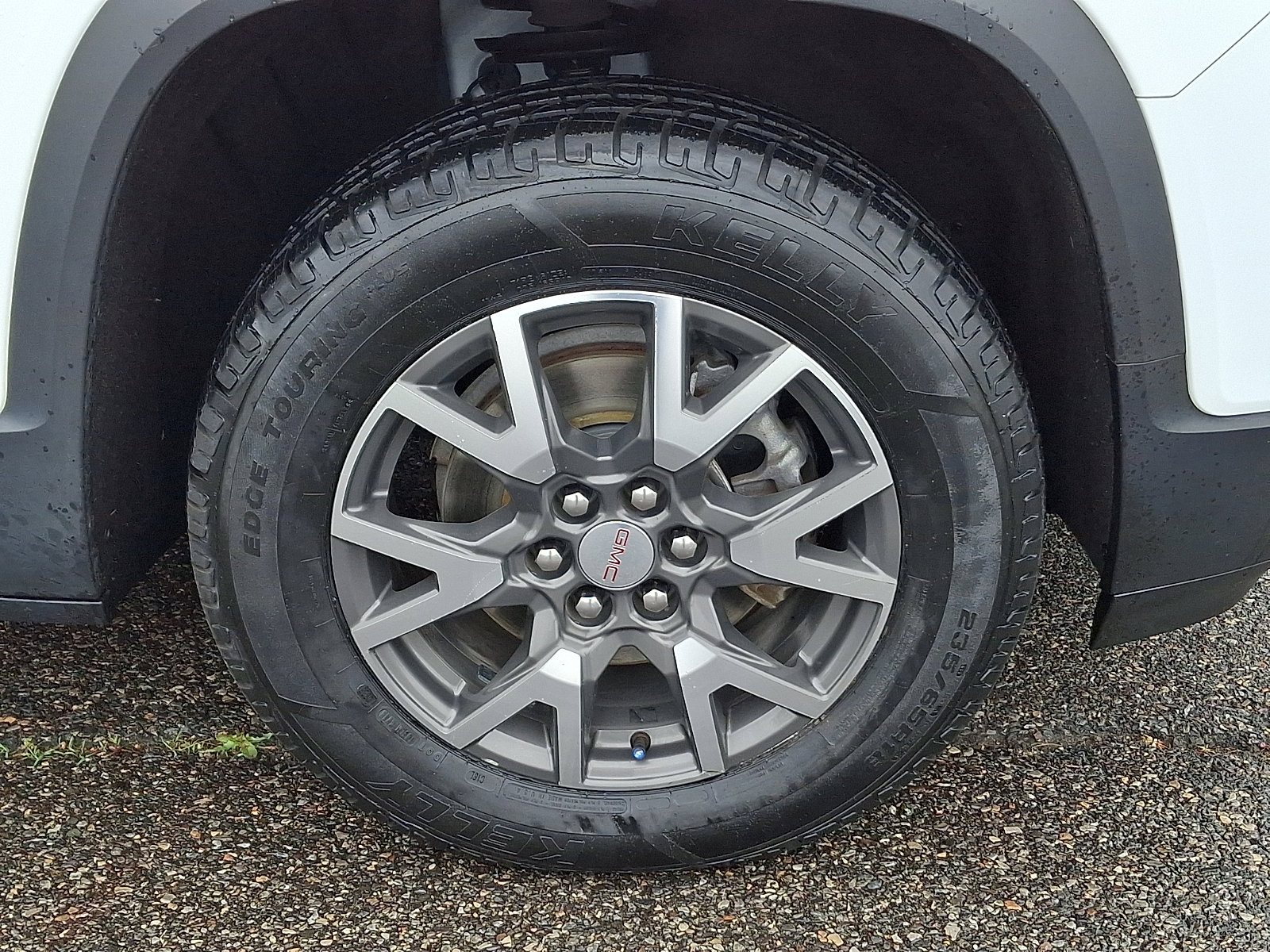 Certified 2023 GMC Acadia SLE w/ Driver Convenience Package FWD image 8