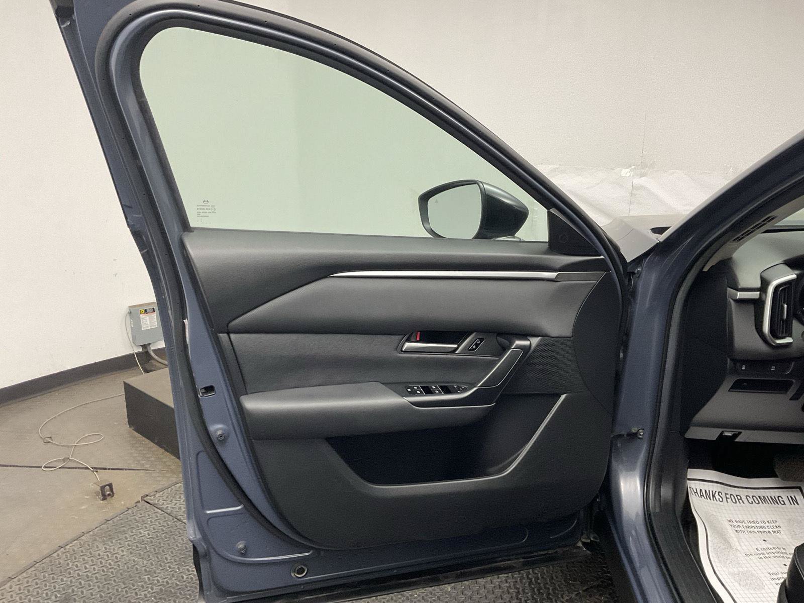 Used 2025 MAZDA CX-50 AWD 2.5 S w/ Preferred Package image 9