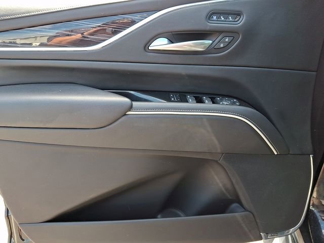 Used 2022 Cadillac Escalade ESV Sport w/ LPO, ONYX Package image 12