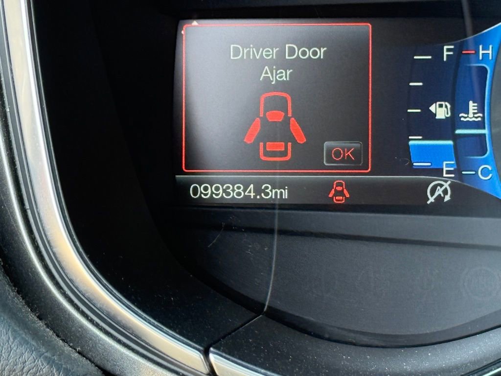 Used 2018 Ford Fusion SE w/ Fusion SE Technology Package FWD image 17