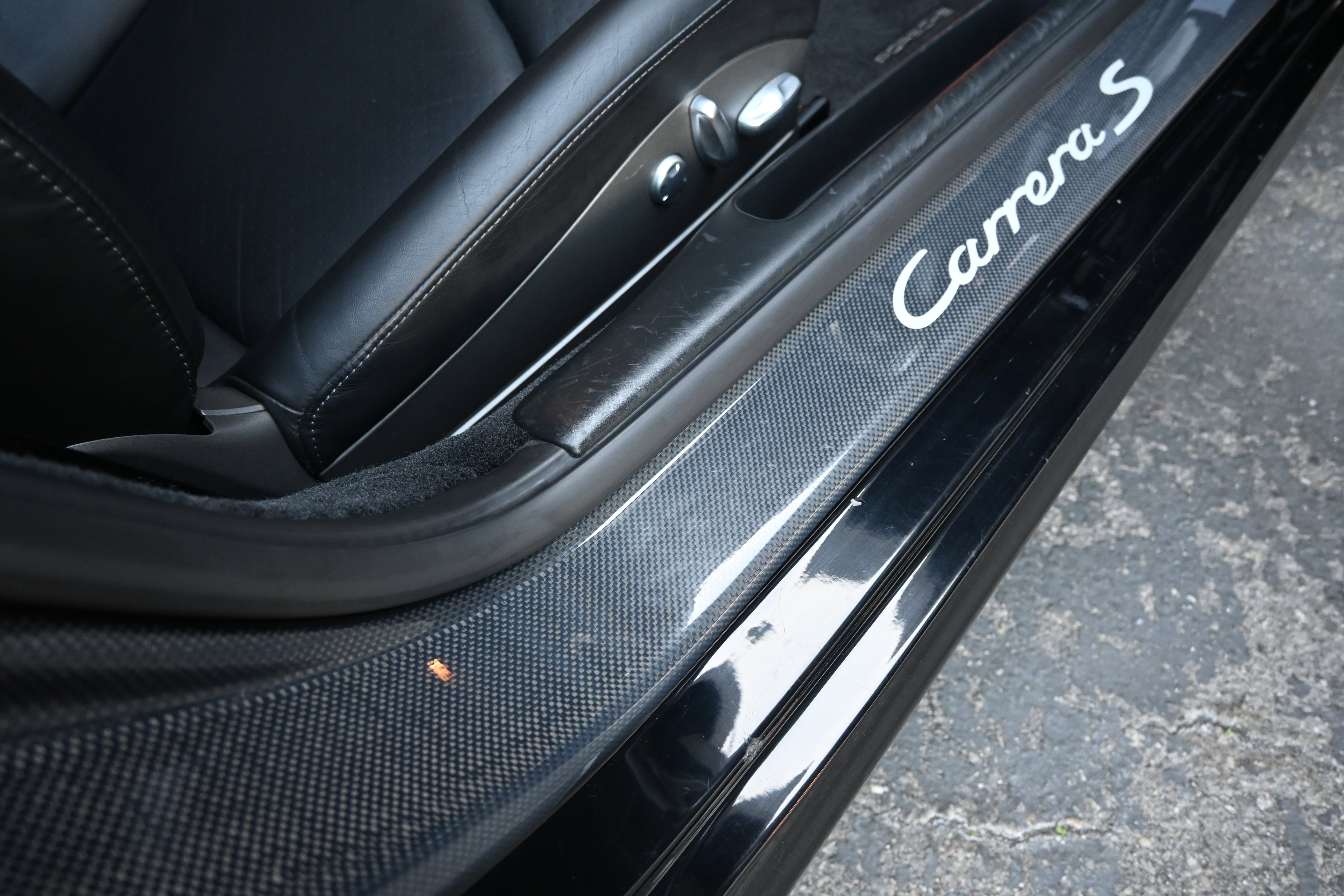 Used 2007 Porsche 911 Carrera S image 40