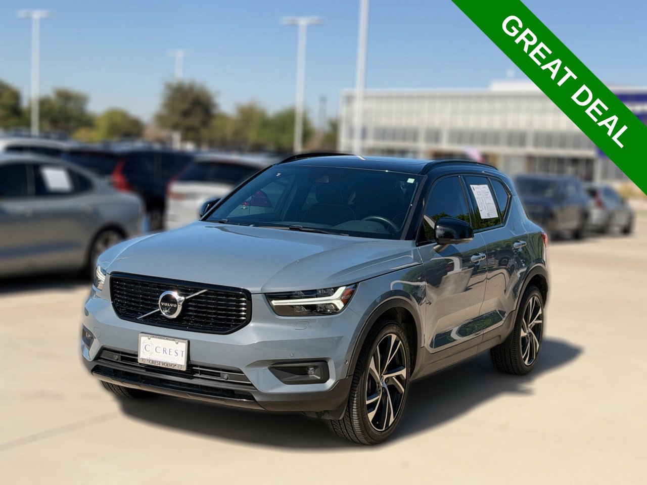 Used 2021 Volvo XC40 T5 R-Design w/ Advanced Package AWD/4WD image 4