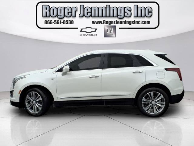 Used 2024 Cadillac XT5 Premium Luxury w/ Technology Package AWD/4WD image 2