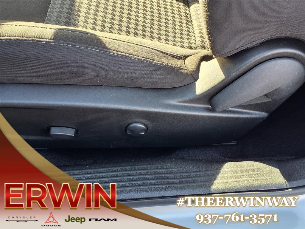 Certified 2022 Dodge Challenger R/T image 7