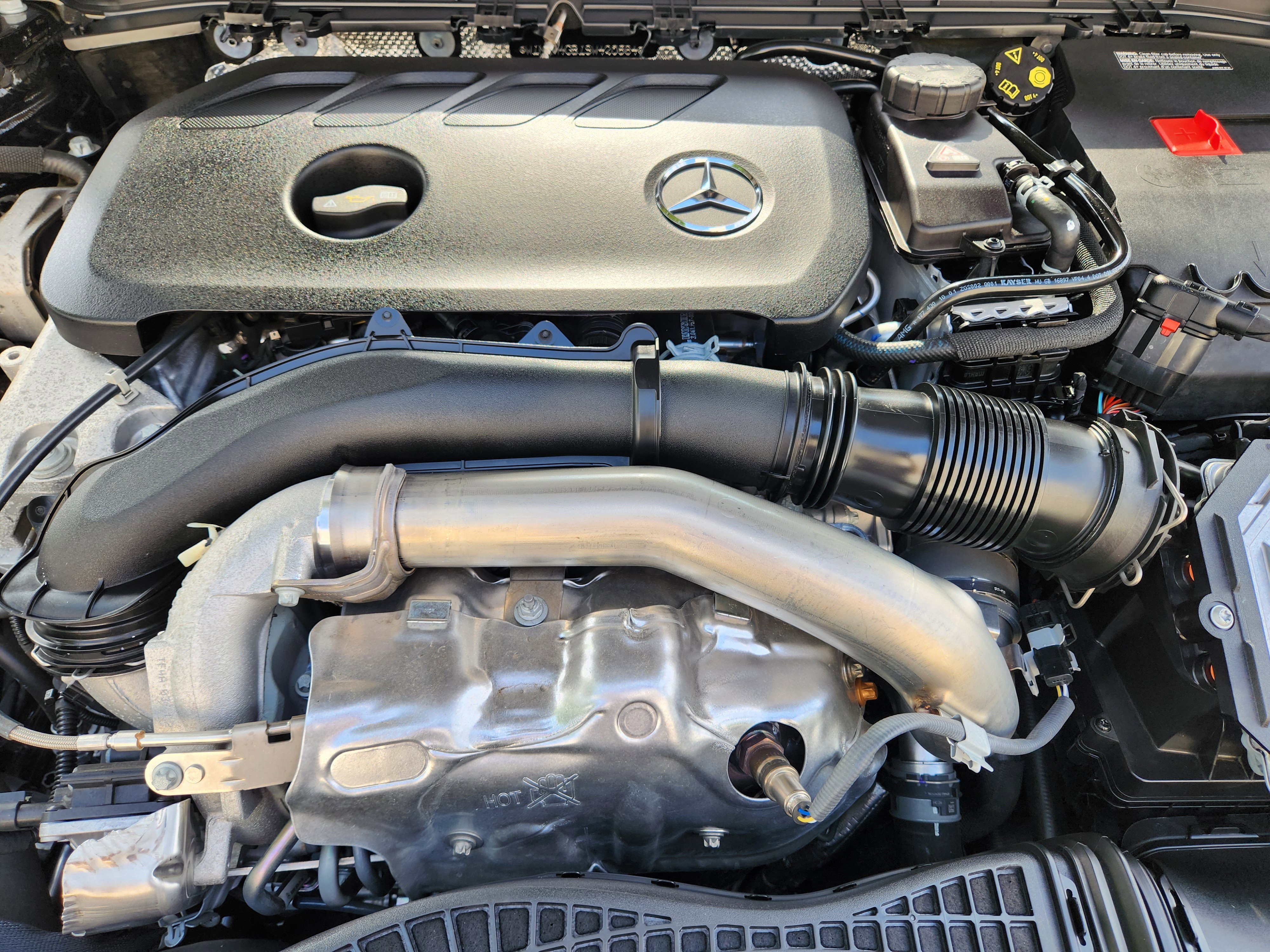 Used 2025 Mercedes-Benz GLB 250 image 22