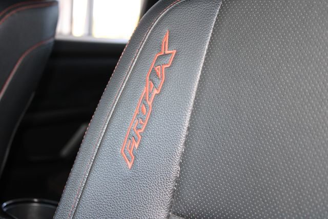 Used 2021 Nissan Titan PRO-4X w/ Pro-4x Convenience Package image 19