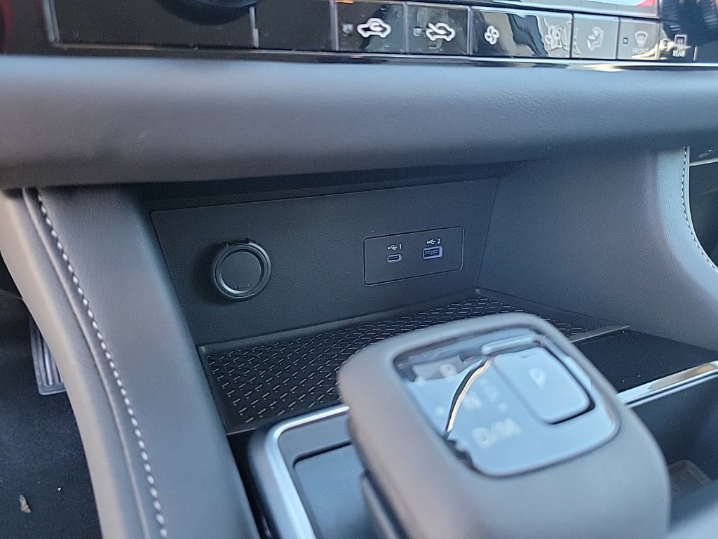 New 2025 Nissan Pathfinder SV w/ Cargo Package image 28