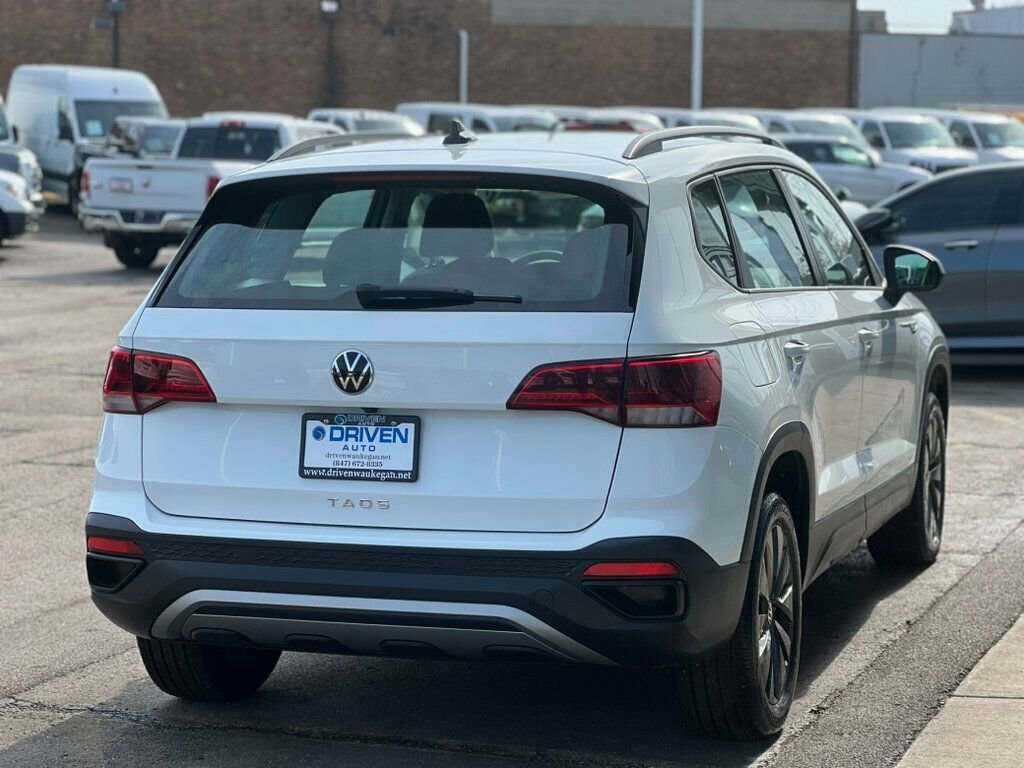 Used 2024 Volkswagen Taos S FWD image 33