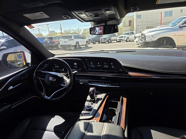 Used 2021 Cadillac Escalade Luxury AWD/4WD image 5