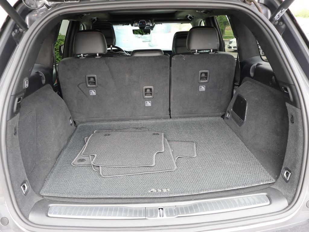 Used 2022 Jeep Grand Cherokee Summit image 12