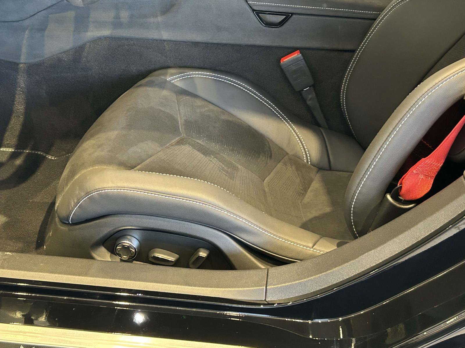 New 2026 Chevrolet Corvette 3LT w/ Z51 Performance Package image 14