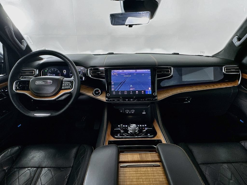Used 2024 Jeep Grand Wagoneer L Series III AWD/4WD image 29