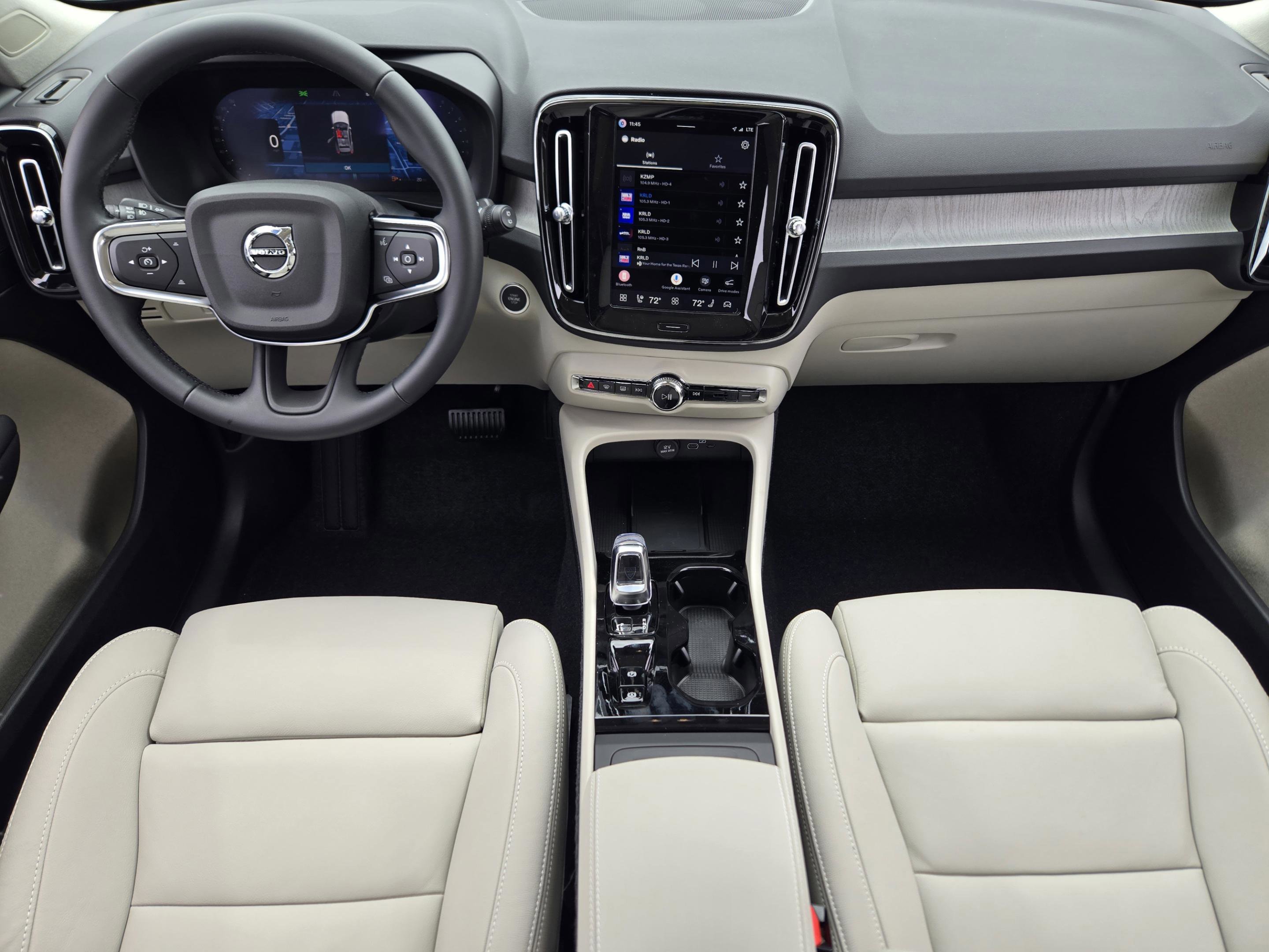 New 2026 Volvo XC40 B5 Plus w/ Protection Package Premier AWD/4WD image 22