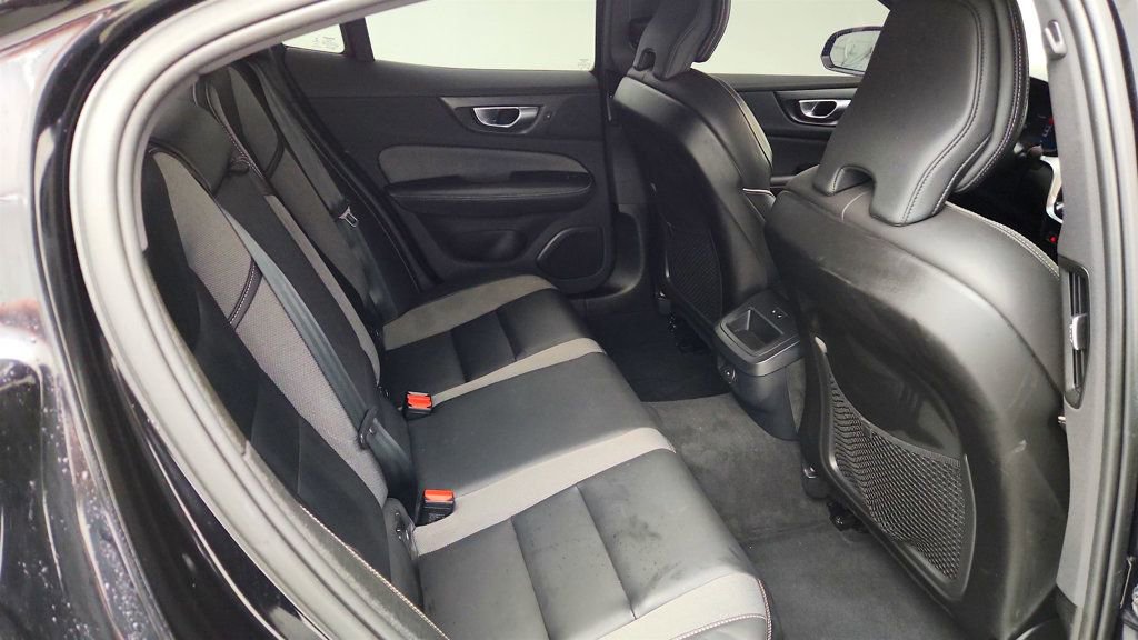 Used 2024 Volvo S60 B5 Plus w/ Climate Package AWD/4WD image 22