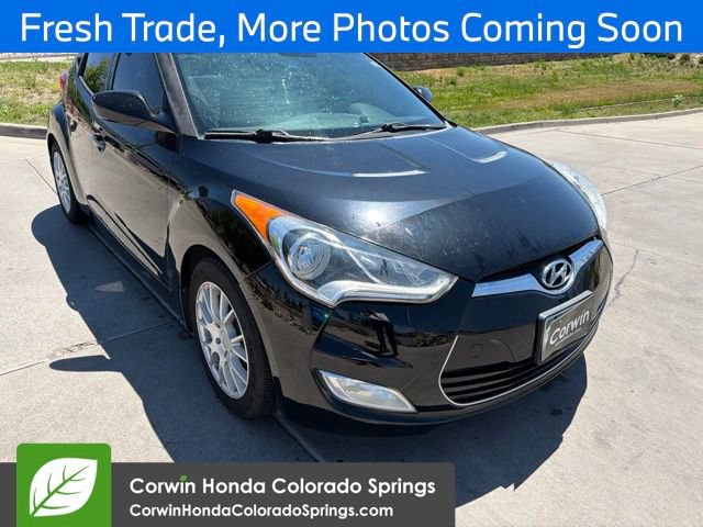 Used 2013 Hyundai Veloster w/ Tech Pkg FWD image 1