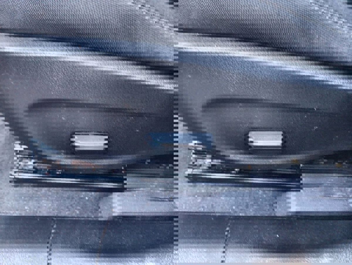 Used 2016 Chevrolet Cruze LT image 18