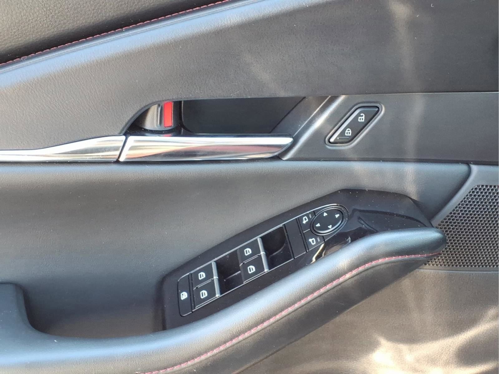 Used 2025 MAZDA CX-30 AWD 2.5 S w/ Preferred Package image 21