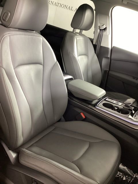 Certified 2025 Audi Q7 3.0T Premium w/ Convenience Package image 20
