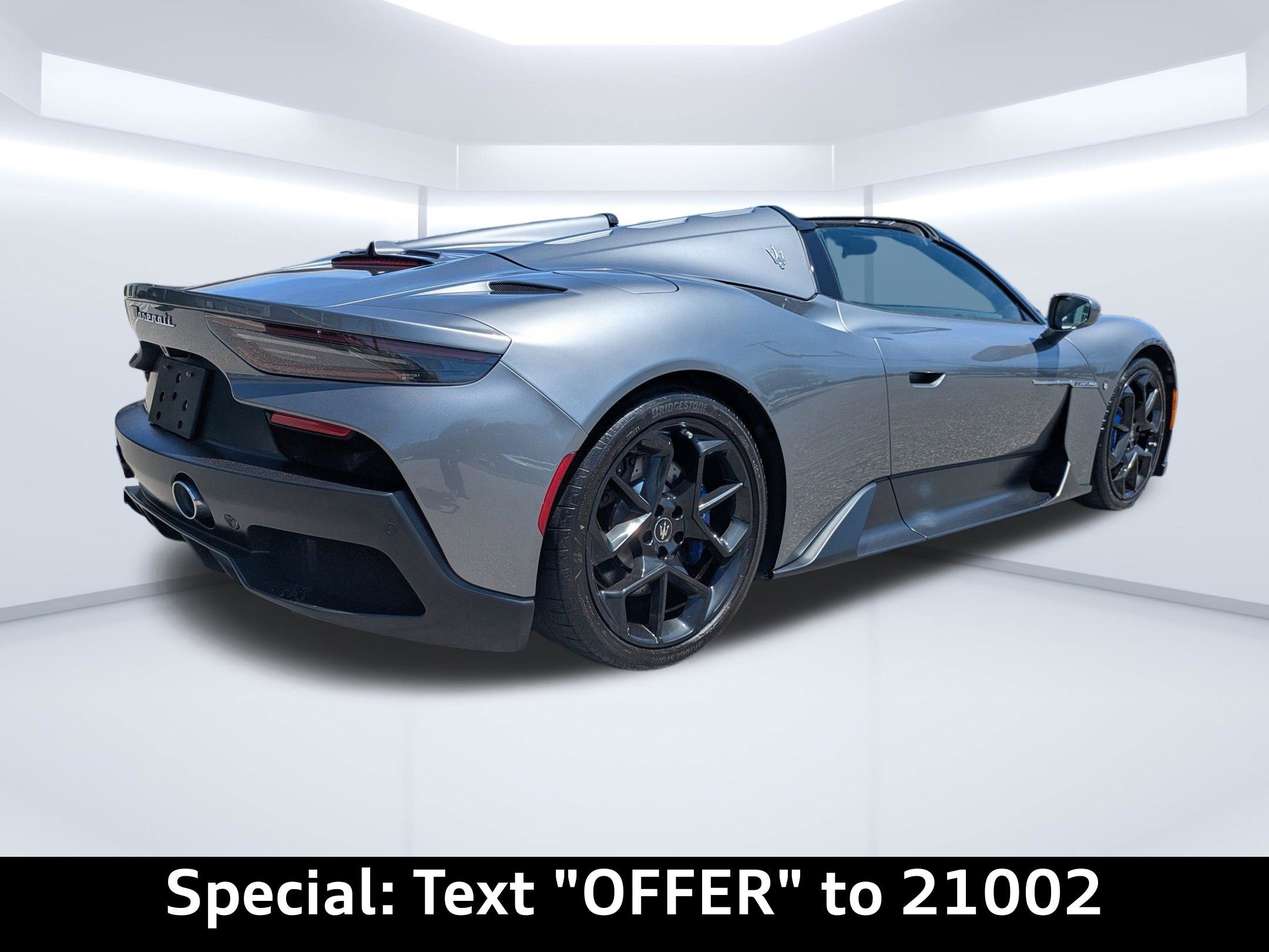 Used 2023 Maserati MC20 Spyder image 3