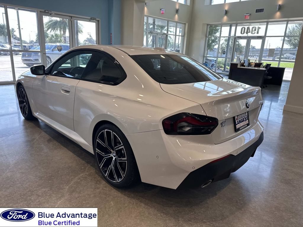 Used 2023 BMW 230i Coupe w/ Premium Package RWD image 8