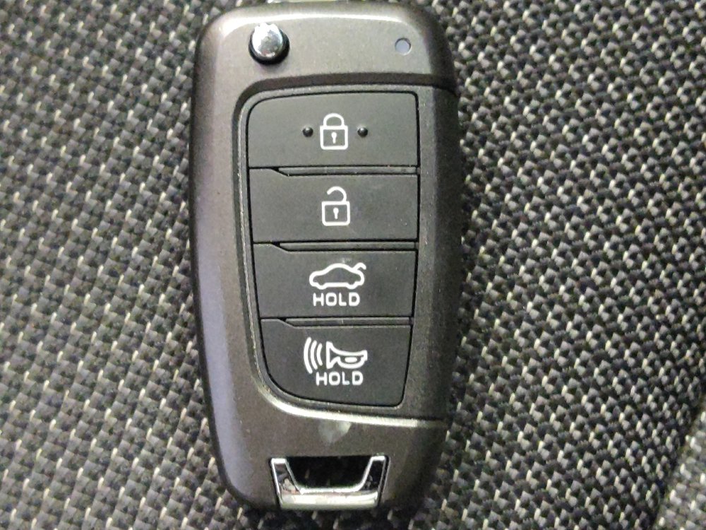 Used 2021 Hyundai Accent SE FWD image 32