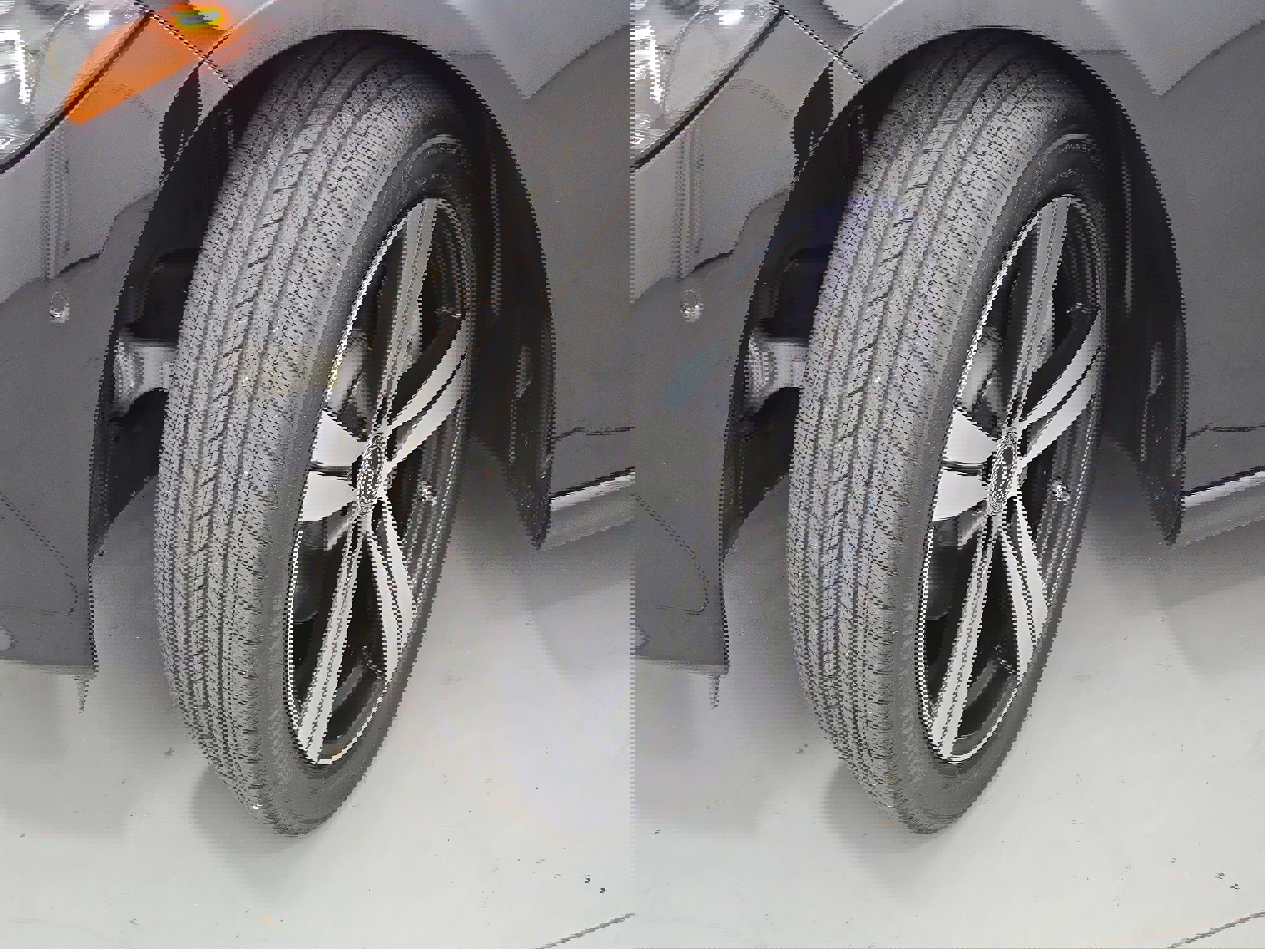 Used 2025 Mercedes-Benz C 300 Sedan image 32