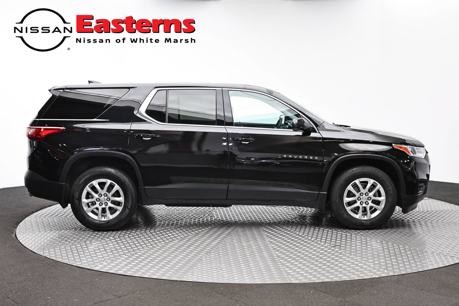 Used 2020 Chevrolet Traverse LS AWD/4WD image 4